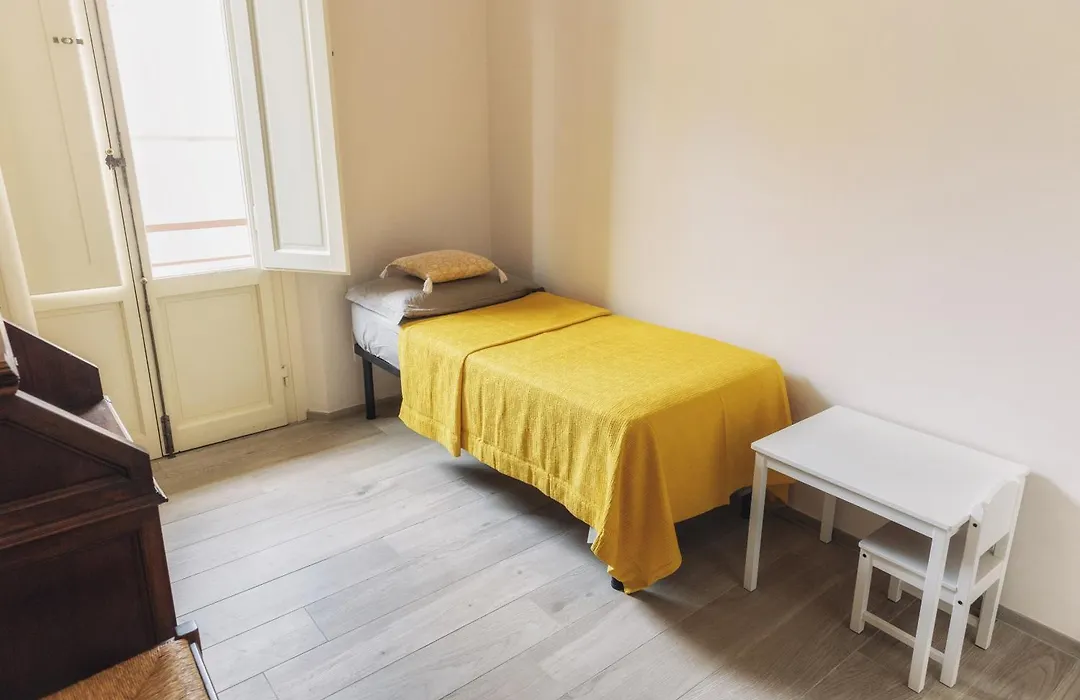 Modern Apartments In The Heart Of Florence-1